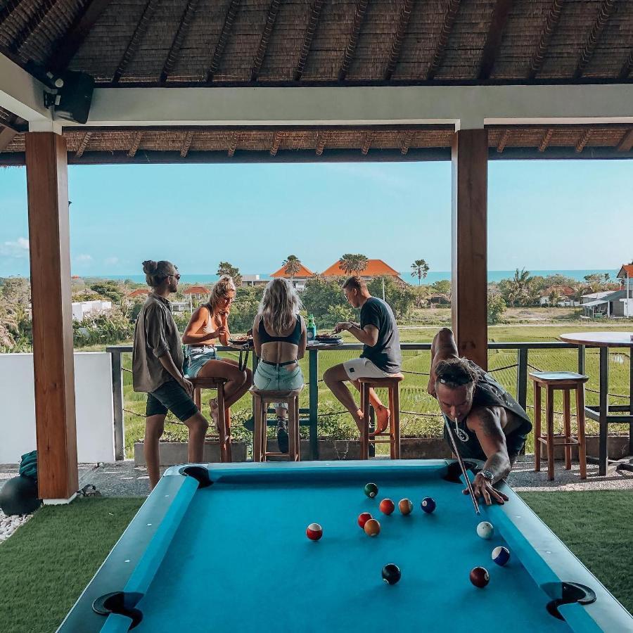 Swell Hotel, Pool Bar & Restaurant Tanah Lot  Exterior photo