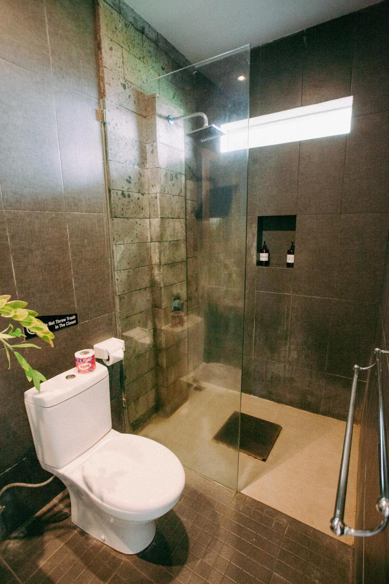 Swell Hotel, Pool Bar & Restaurant Tanah Lot  Exterior photo